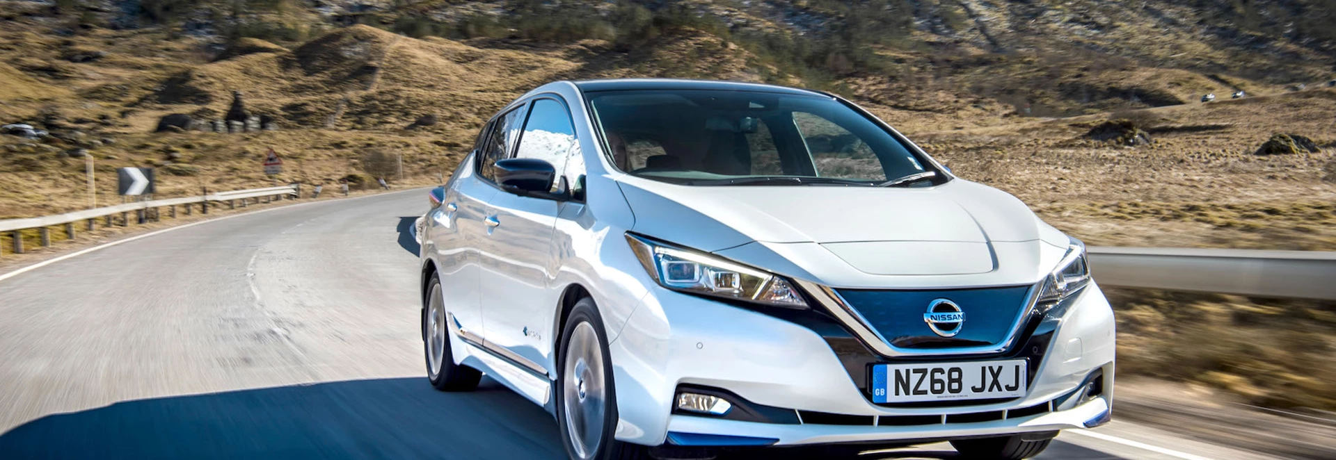 Nissan cuts the price of Nissan Leaf EV by £1,650 